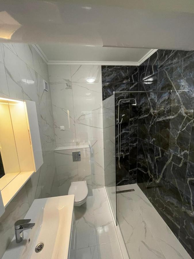 Luxury Penthouse Apartments At Valencia Gardens Бургас Экстерьер фото