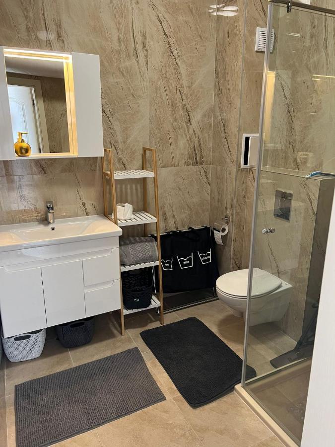 Luxury Penthouse Apartments At Valencia Gardens Бургас Экстерьер фото