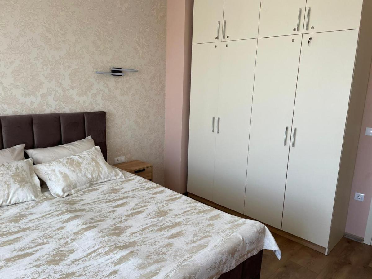 Luxury Penthouse Apartments At Valencia Gardens Бургас Экстерьер фото