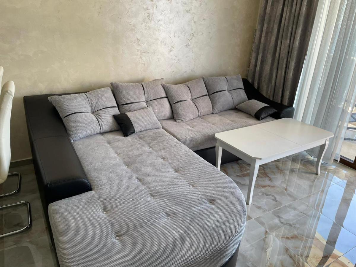 Luxury Penthouse Apartments At Valencia Gardens Бургас Экстерьер фото